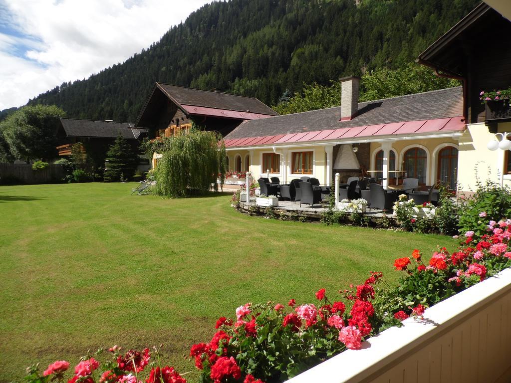 Fischerhof Appartements Feld am See Bagian luar foto