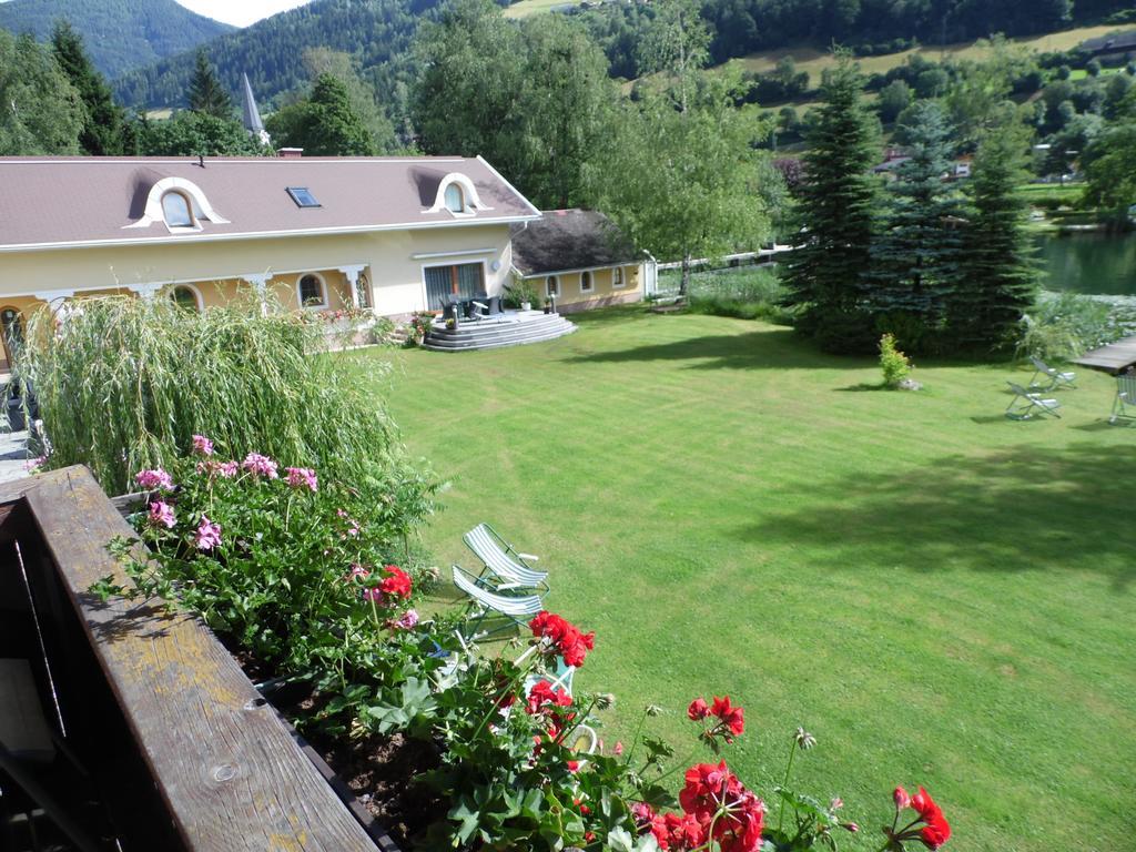 Fischerhof Appartements Feld am See Bagian luar foto